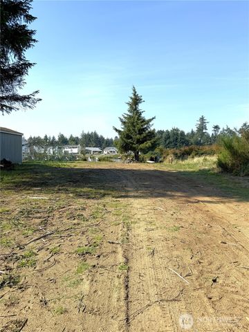 597 E Chance A La Mer NE, Ocean Shores, WA 98569