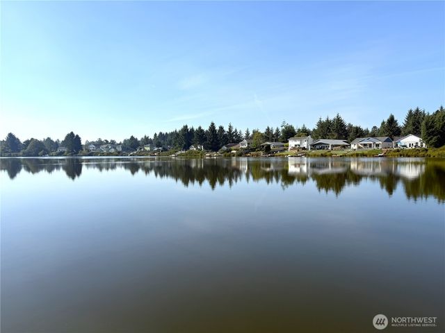 597 E Chance A La Mer NE, Ocean Shores, WA 98569