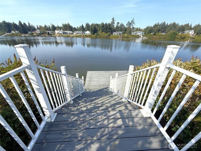 597 E Chance A La Mer NE, Ocean Shores, WA 98569