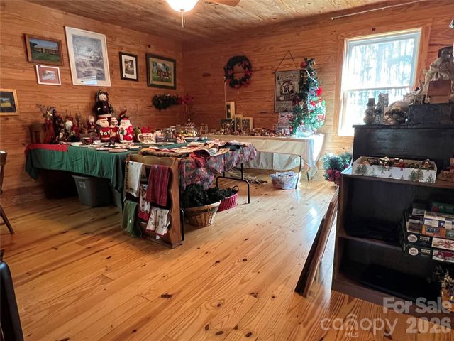 651 Dills Road, Rutherfordton, NC 28139