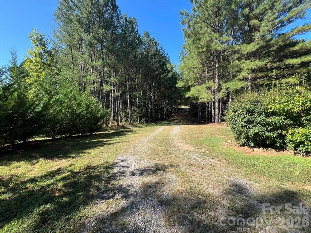 651 Dills Road, Rutherfordton, NC 28139