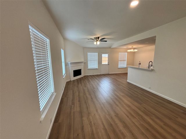 8924 Wagon Trail, Cross Roads, TX 76227