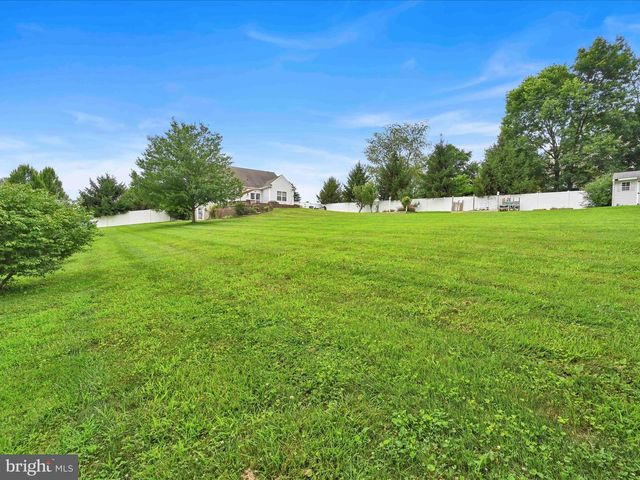 3 ANTHONY CT, Peach Bottom, PA 17563