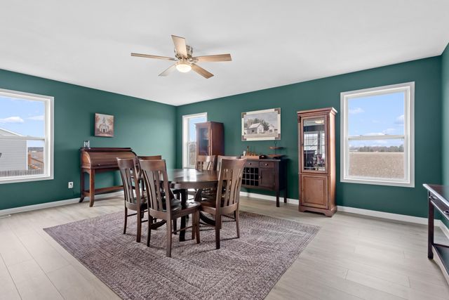 1320 Gardner Pond Lane, Vicksburg, MI 49097