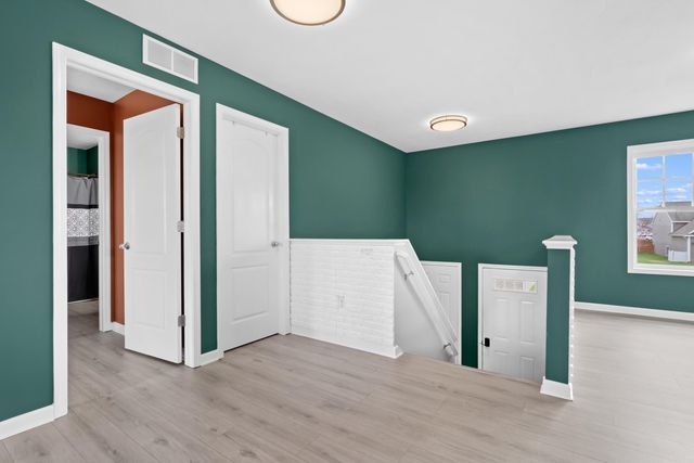 1320 Gardner Pond Lane, Vicksburg, MI 49097