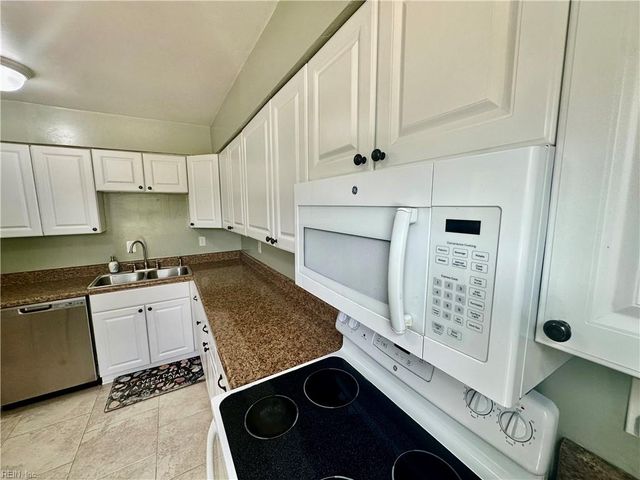 5361 Grand Lake CRES, Virginia Beach, VA 23462