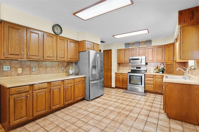 8284 COUNTY ROAD 209, Wildwood, FL 34785