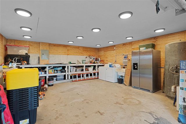 8284 COUNTY ROAD 209, Wildwood, FL 34785