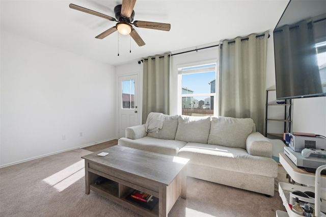 625 Marty Allen LOOP, Jarrell, TX 76537