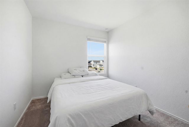 625 Marty Allen LOOP, Jarrell, TX 76537