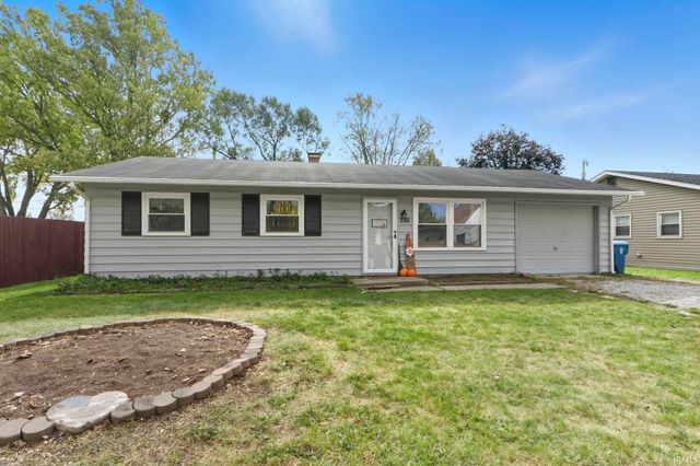 411 Sara Drive, New Haven, IN 46774