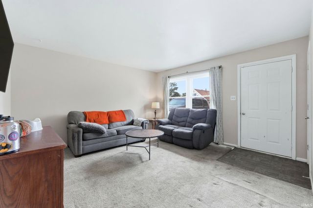 411 Sara Drive, New Haven, IN 46774