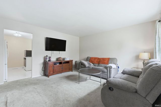411 Sara Drive, New Haven, IN 46774