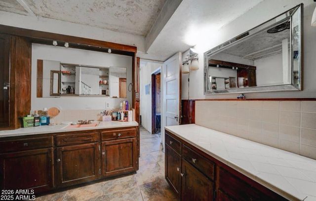 4302 W DOBBINS Road, Laveen, AZ 85339