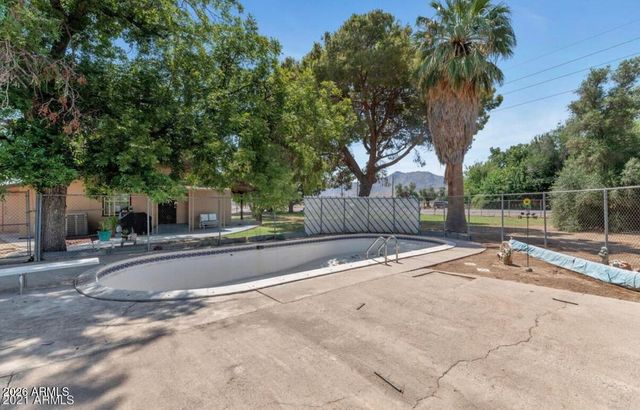 4302 W DOBBINS Road, Laveen, AZ 85339