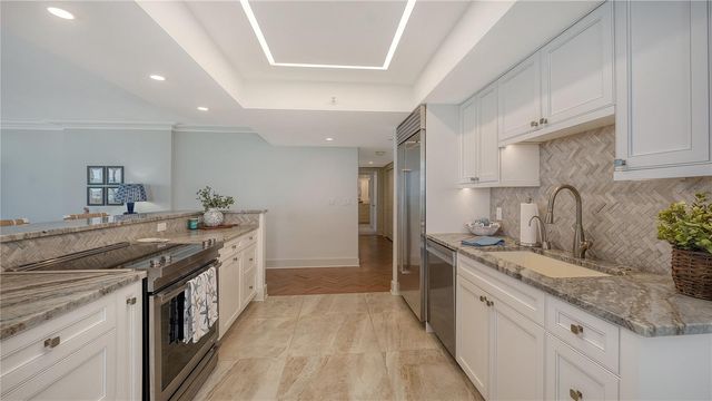 775 LONGBOAT CLUB ROAD 408, Longboat Key, FL 34228