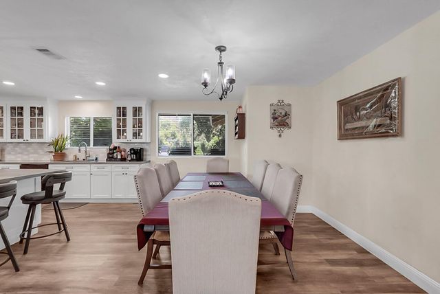 6112 E Slaton Ct, Stockton, CA 95215
