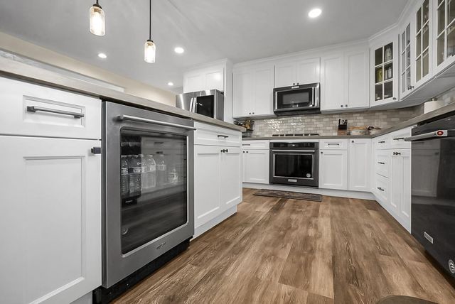 6112 E Slaton Ct, Stockton, CA 95215