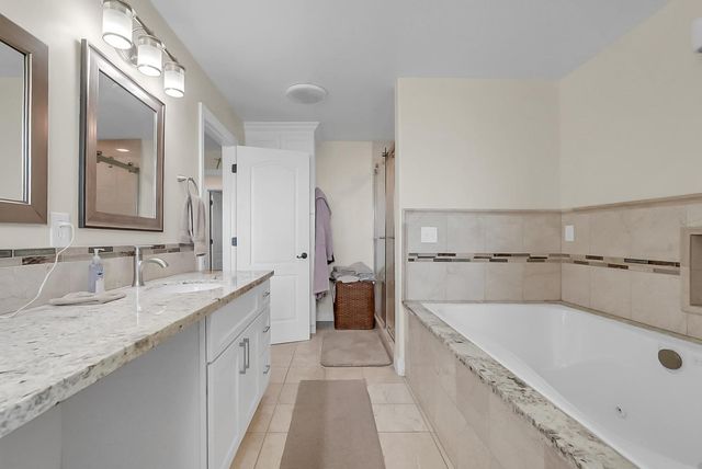 6112 E Slaton Ct, Stockton, CA 95215