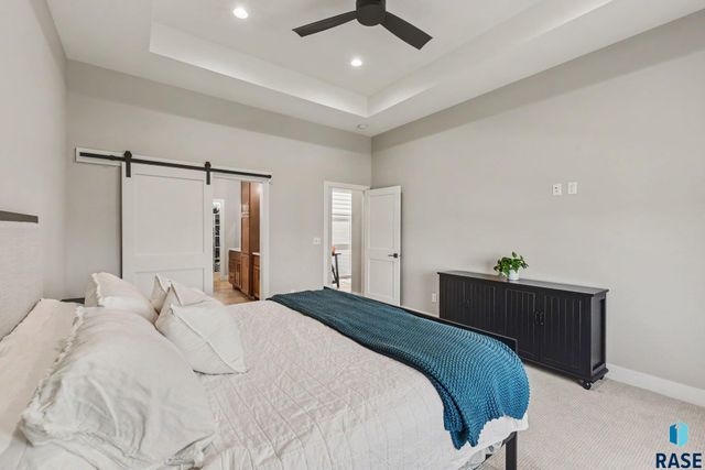 7320 E Twin Pines Ct Court, Sioux Falls, SD 57110
