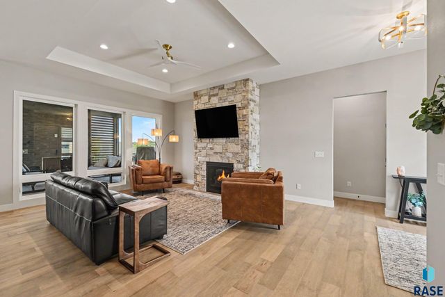 7320 E Twin Pines Ct Court, Sioux Falls, SD 57110