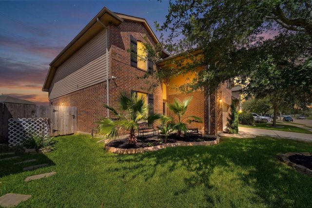 342 Kendall Crest Drive, Alvin, TX 77511