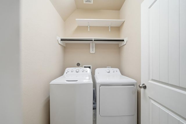 342 Kendall Crest Drive, Alvin, TX 77511