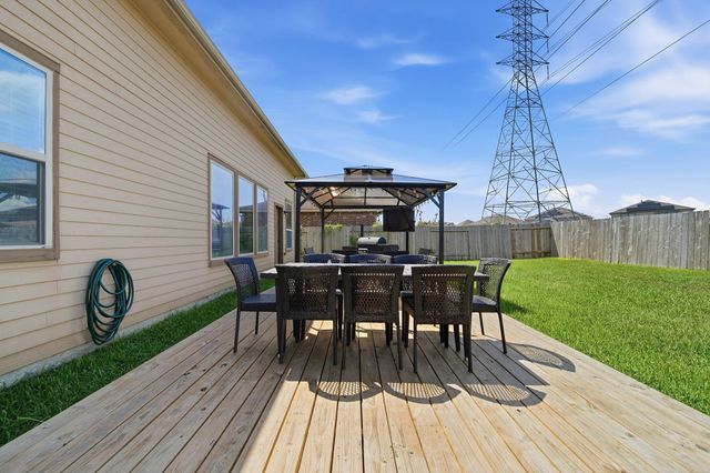 342 Kendall Crest Drive, Alvin, TX 77511