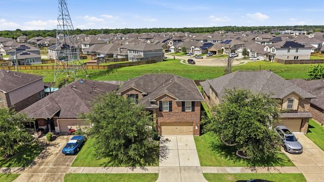 342 Kendall Crest Drive, Alvin, TX 77511