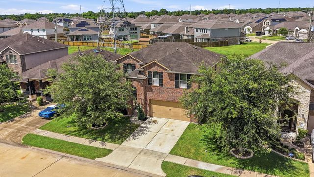 342 Kendall Crest Drive, Alvin, TX 77511