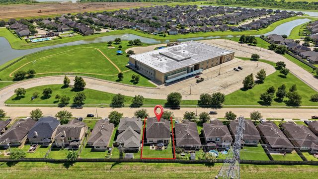 342 Kendall Crest Drive, Alvin, TX 77511