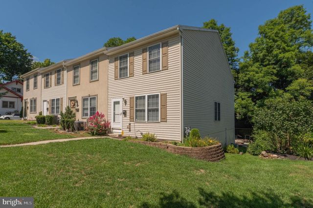 2117 W WALNUT ST, Allentown, PA 18104