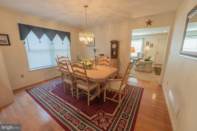 2117 W WALNUT ST, Allentown, PA 18104