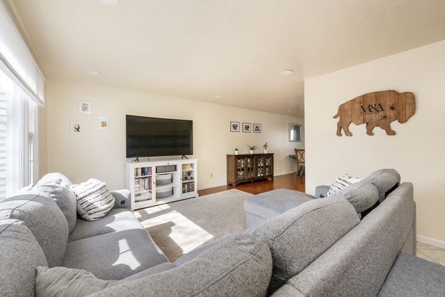 632 Washington St G5, Braintree, MA 02184