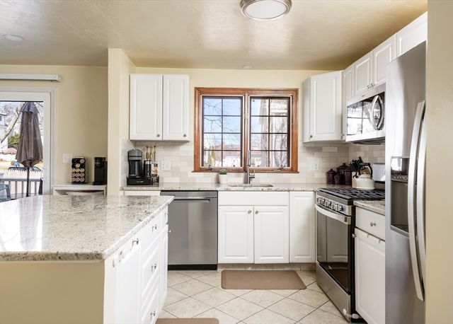 632 Washington St G5, Braintree, MA 02184