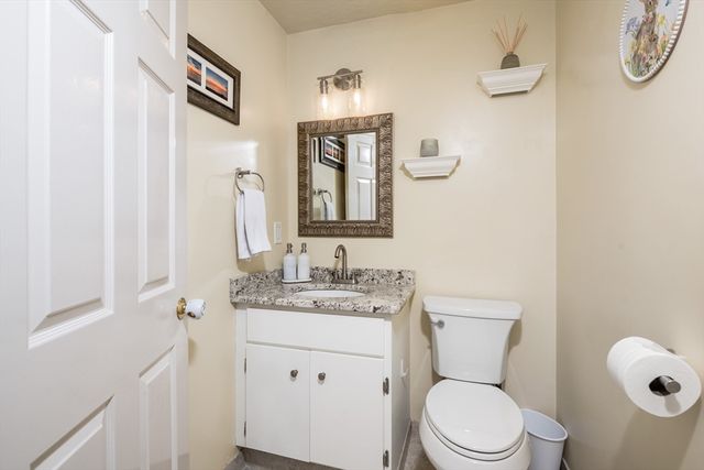 632 Washington St G5, Braintree, MA 02184