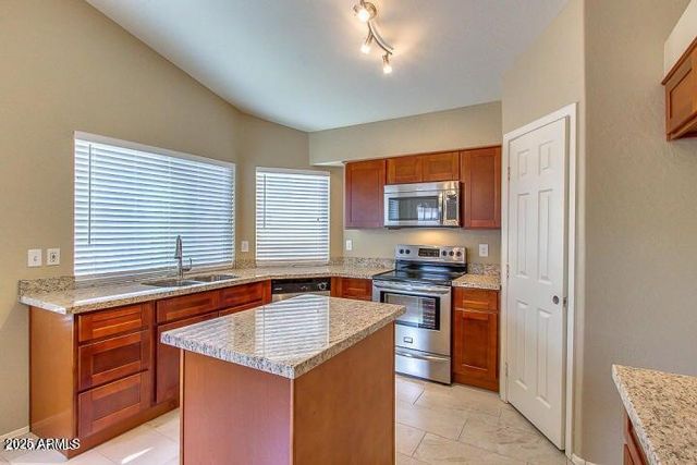 755 E KESLER Lane, Chandler, AZ 85225