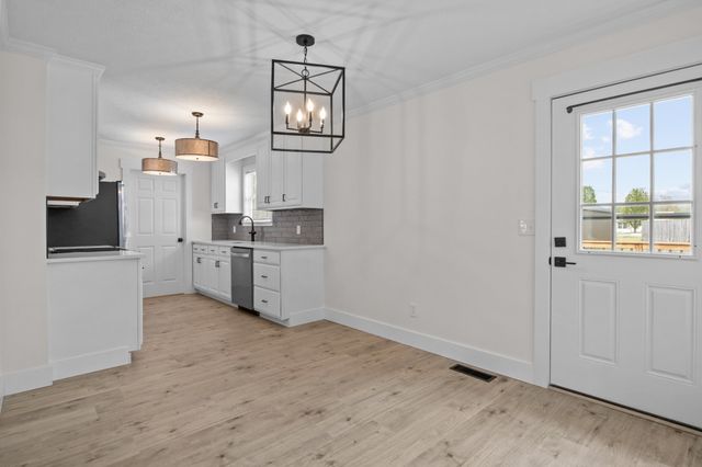 50 Foote Ln, New Johnsonville, TN 37134