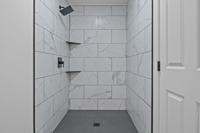 50 Foote Ln, New Johnsonville, TN 37134