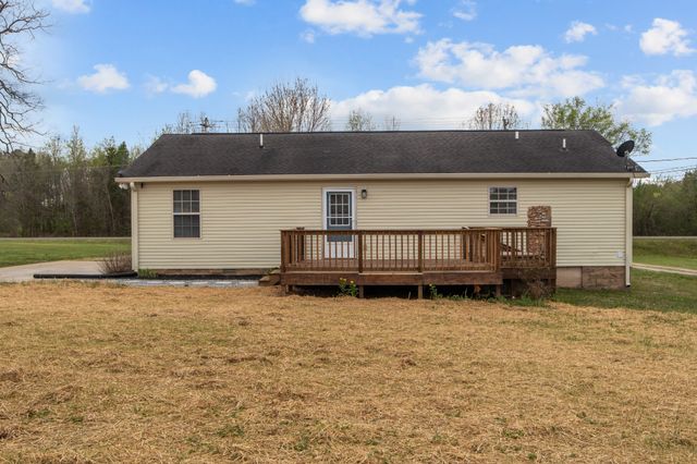 50 Foote Ln, New Johnsonville, TN 37134