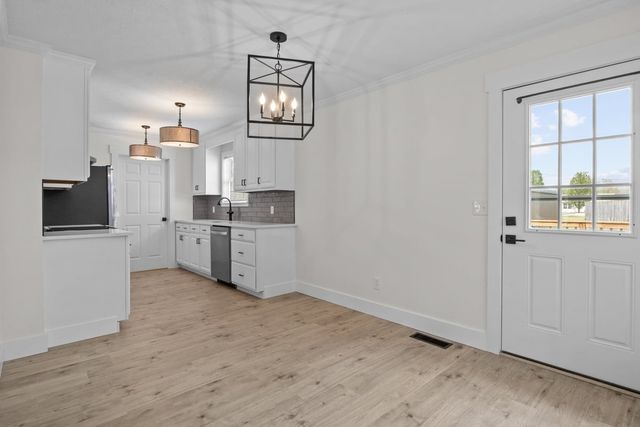 50 Foote Ln, New Johnsonville, TN 37134