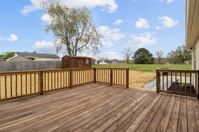 50 Foote Ln, New Johnsonville, TN 37134