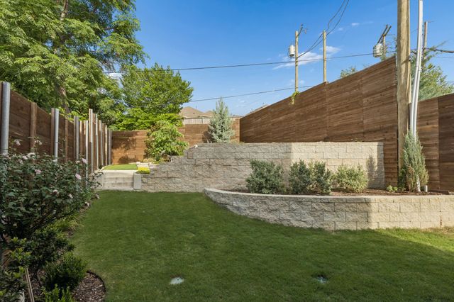 1208 Haines Avenue, Dallas, TX 75208