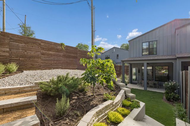 1208 Haines Avenue, Dallas, TX 75208