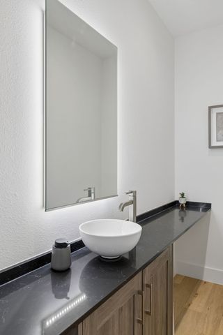 1208 Haines Avenue, Dallas, TX 75208