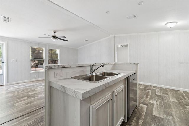 36 CANDLELIGHT DRIVE, Lake Wales, FL 33859