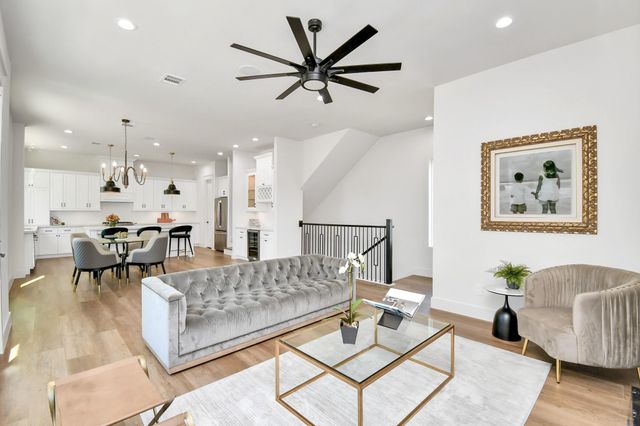 2512 Gray Street, Houston, TX 77003
