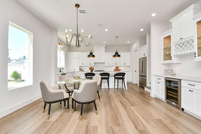 2512 Gray Street, Houston, TX 77003