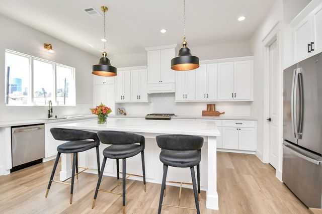 2512 Gray Street, Houston, TX 77003