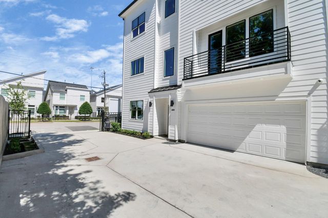 2512 Gray Street, Houston, TX 77003